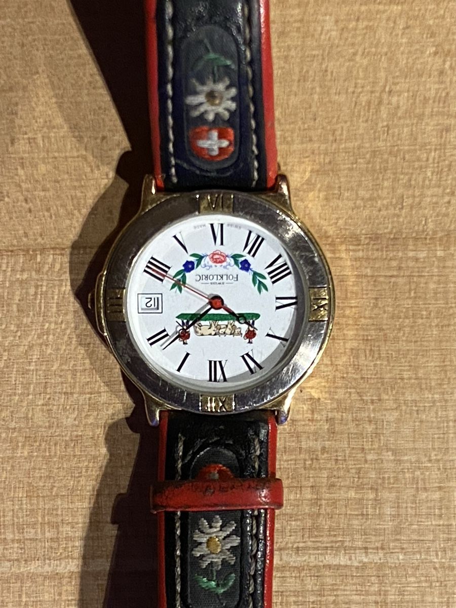Orologi: Folkloric Swiss Made Uhr – Difettoso da Dotnacht venduto da 007ym 1