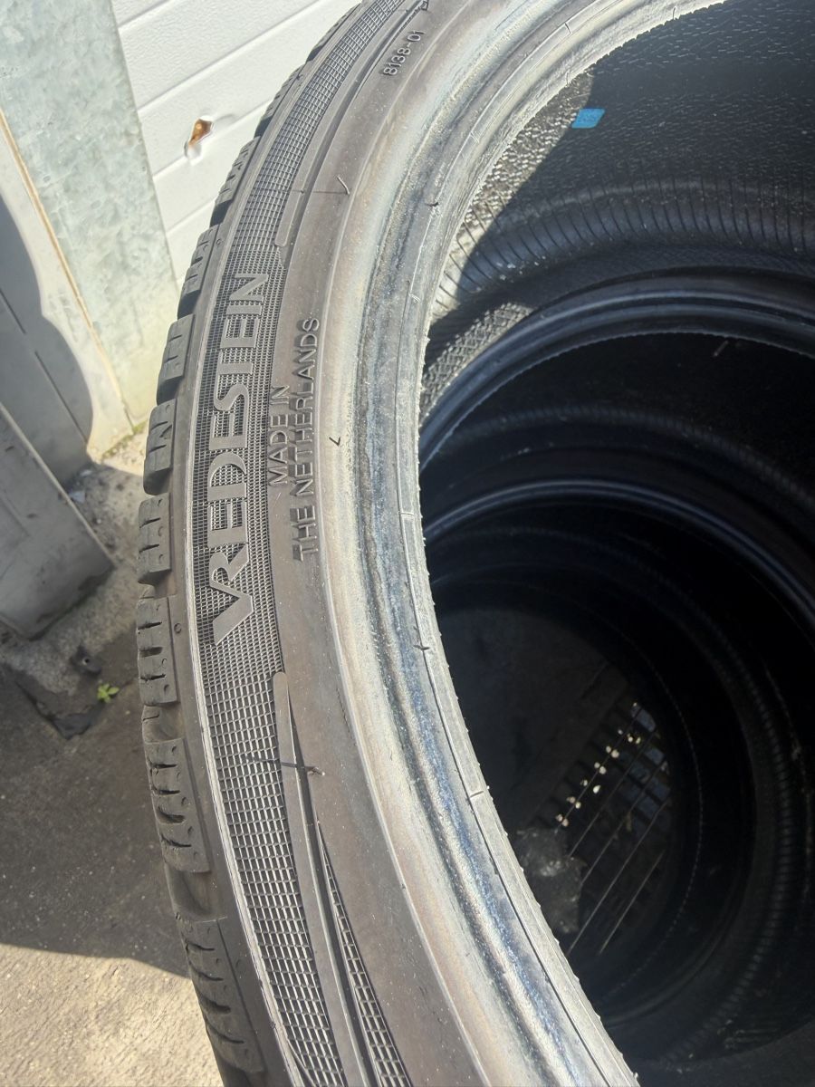 Pneumatici & Ruote complete: 235/35 R19 M+S Vredestein – Usato da Reichenburg venduto da Bes_81 3