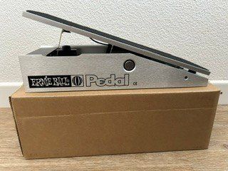 Musikinstrumente: Ernie Ball 6166 Volumen Pedal – Gebraucht aus Gebenstorf von BL0112