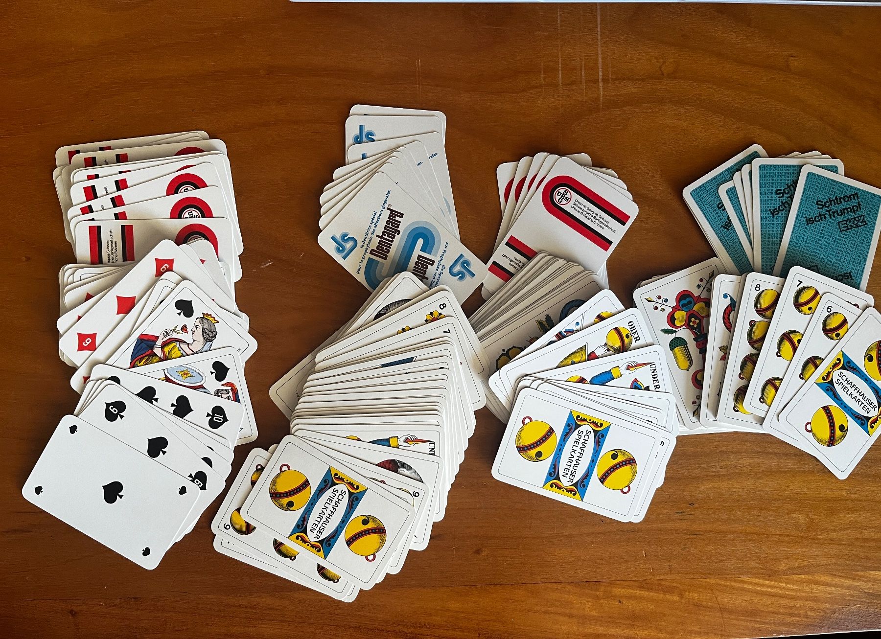 Spiele: Vier Schaffhauser Jass Spielkarten Sets, Werbung – Neu (gemäss Beschreibung) aus Zürich von suschi04 2