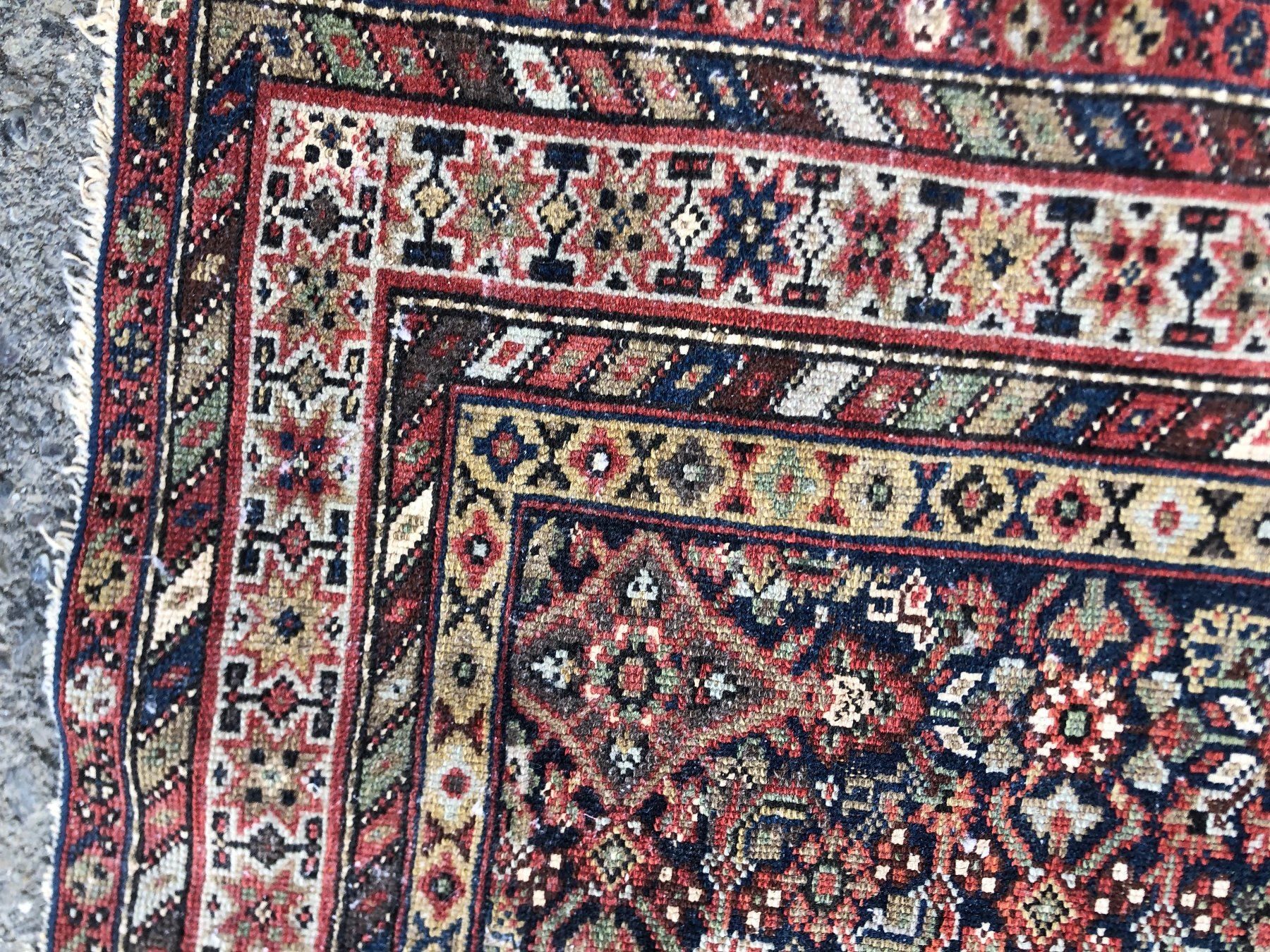Tapis: Alte Teppich handgeknüpft – D'occasion à Prez-vers-Siviriez par Monija70 1