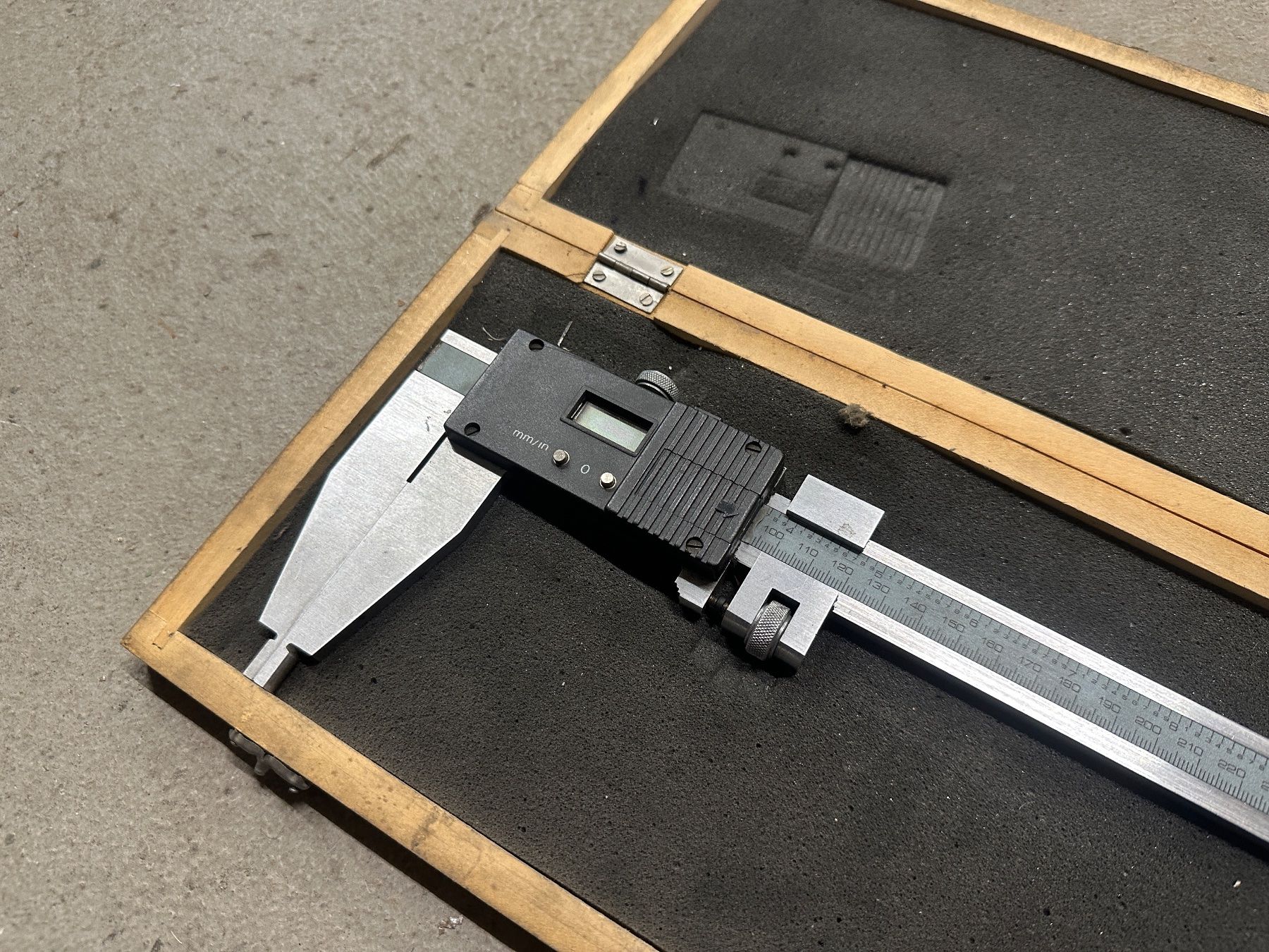Misurare: Knuth Schiebelehre 500mm - digital rostfrei – Usato da Staufen venduto da Moogybee 2