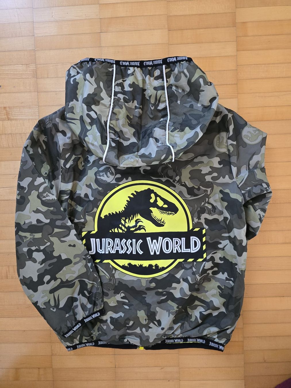 Vestes & Manteaux: Leichte Kinderjacke, Grösse 110 – D'occasion à Oftringen par Tunertune 1