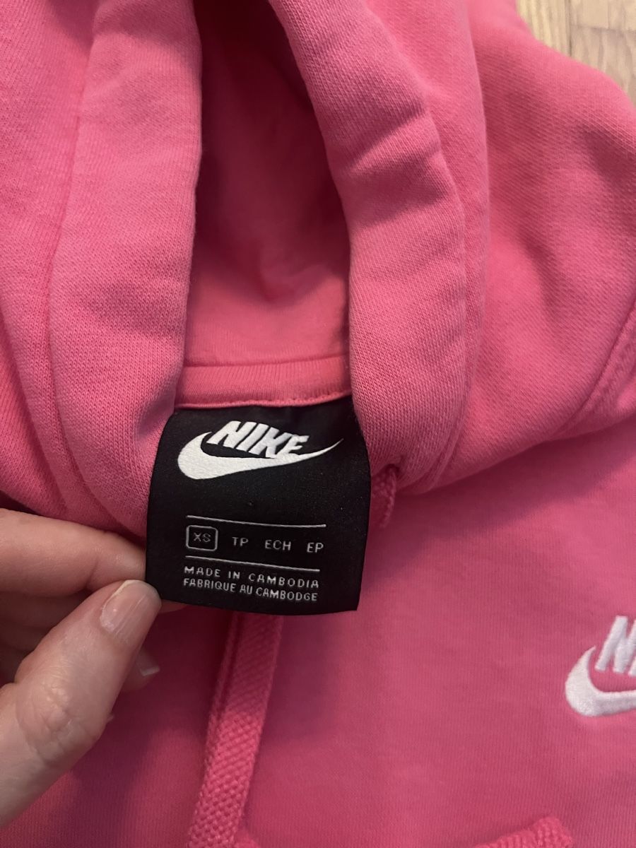 Nike Pullover & Sweatshirts: Nike Hoodie – Gebraucht aus Zürich von JB23JB 3