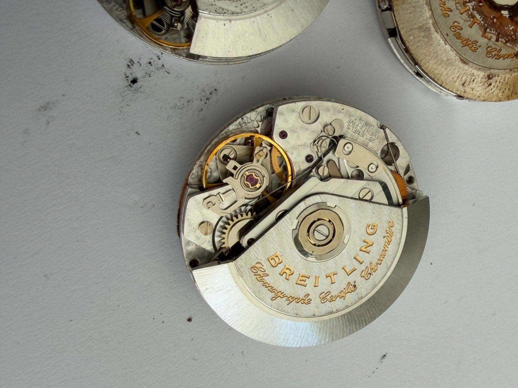 Breitling Orologi: 3 Breitling Chronographen Werke – Difettoso da Worblaufen venduto da chronyves 3