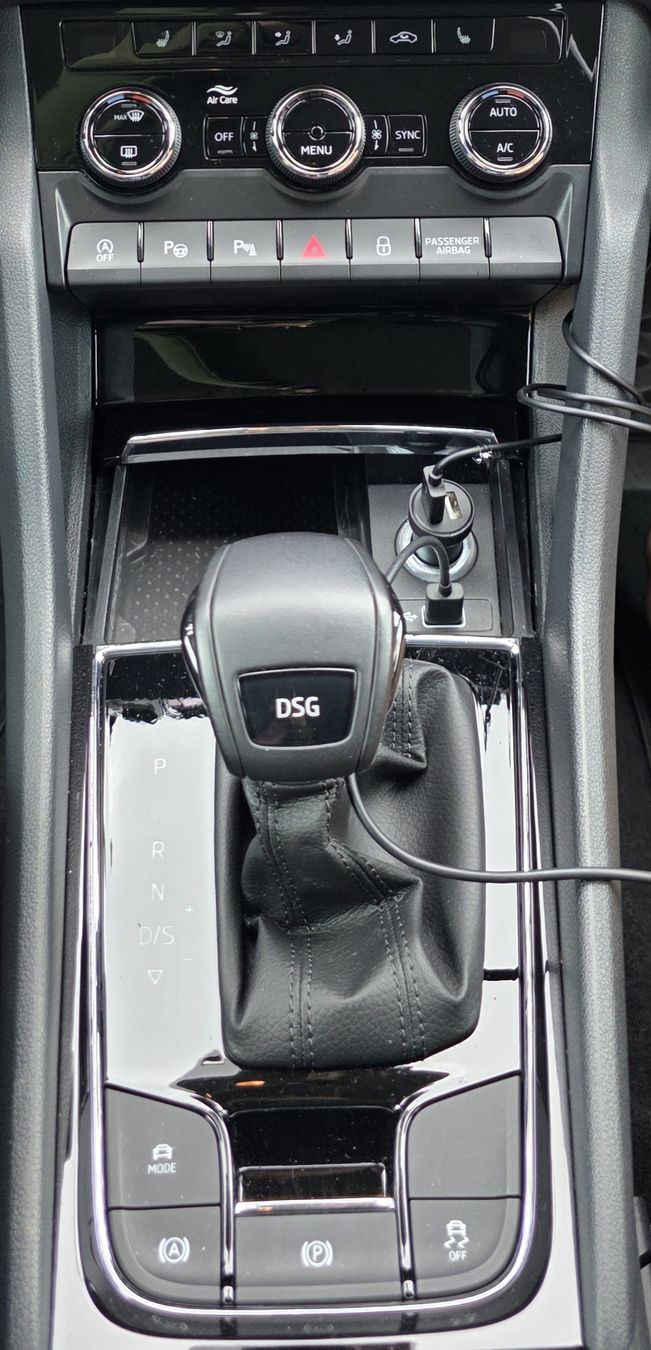 Skoda Automobili: Skoda Karoq, 1.5 Tsi, DSG – Usato da Basel venduto da GabiPo 7