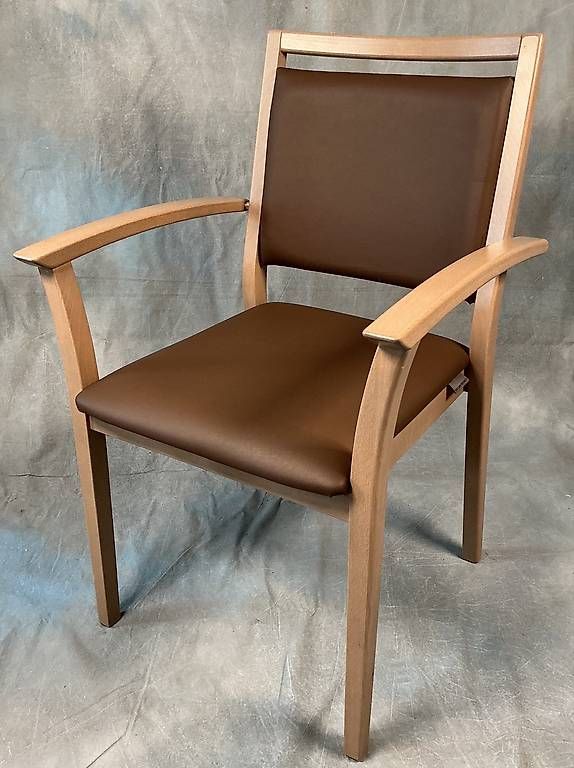 Stühle: Stiegelmeyer Armlehnenstuhl Braun – Gebraucht aus Pfeffingen von Tackiboy