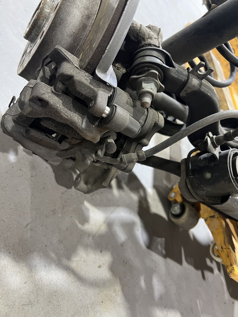 VW Tutti pezzi di ricambio auto: VW T-Roc Hinterachse Verteilergetriebe mit Differenzial – Usato da Dietikon venduto da burak_taci 7