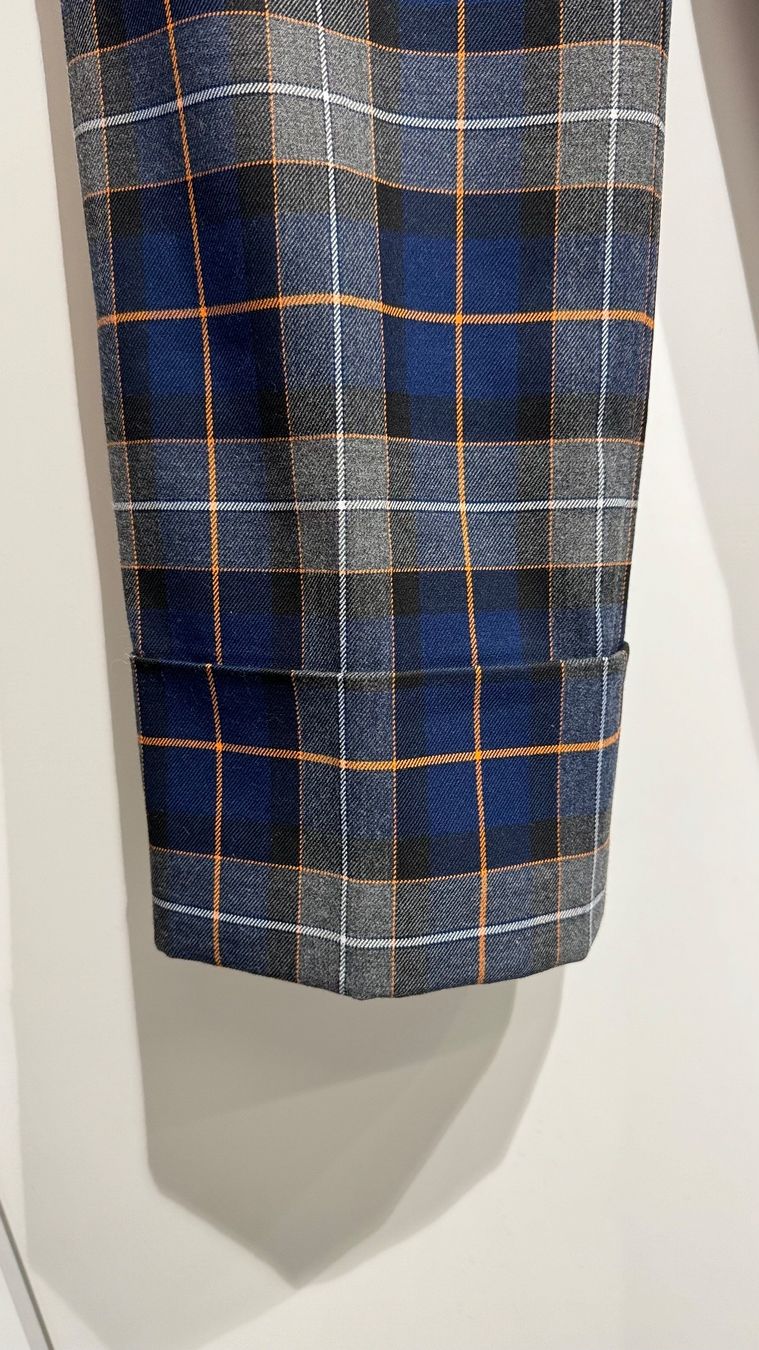 Zara Pantaloni: Zara Herbst Hose, Size 38/M – Usato da Altendorf venduto da Ro 4