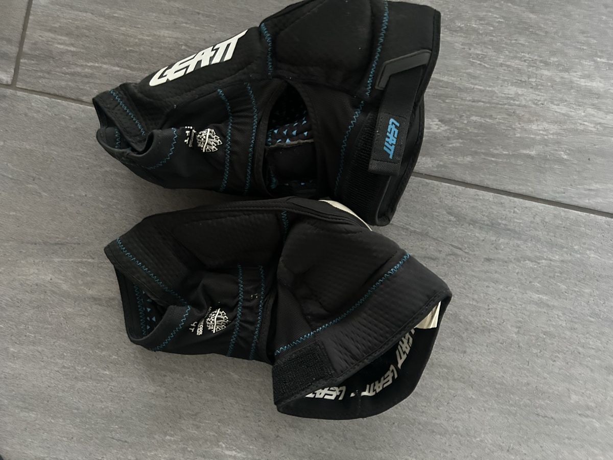 Leatt Protezioni & Imbottiture: Leatt Knieschoner L/XL – Usato da Merenschwand venduto da ___niggi___ 1