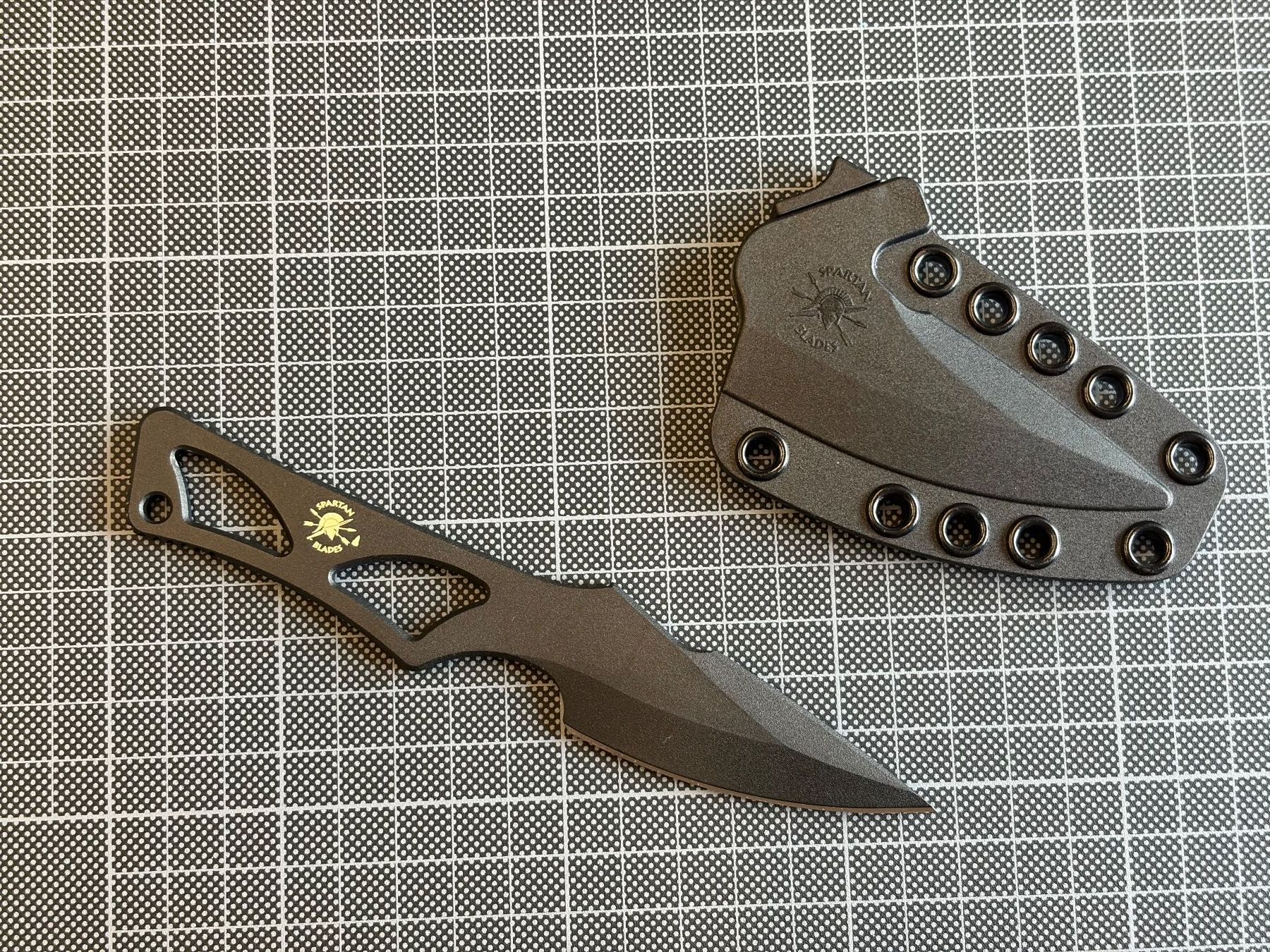 Coltellini militari: SPARTAN BLADES ENYO FIXED BLADE BLACK FIELD GRADE SBBL2BK – Usato da Flums venduto da alpine.fieldnotes