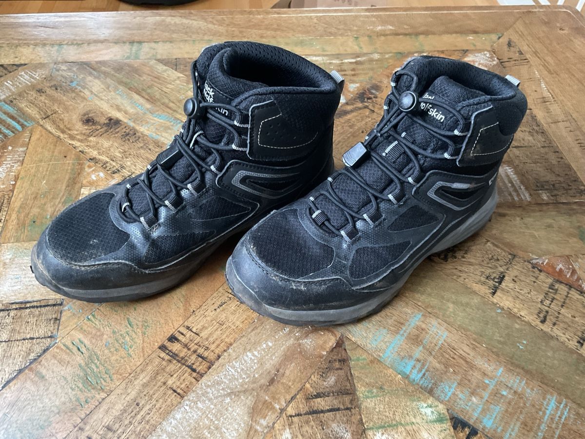 Jack Wolfskin Scarpe per ragazzi: Jack Wolfskin Wanderschuhe Gr. 38  – Usato da Bachenbülach venduto da Sybeco