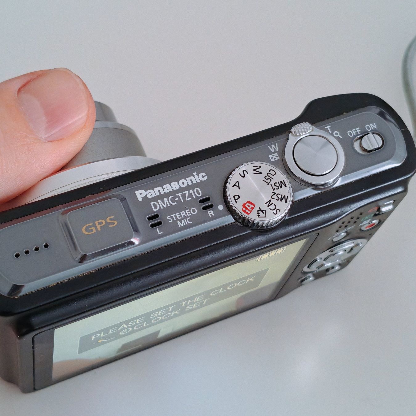 Panasonic Appareil photo: LESEN: Panasonic DMC-TZ10 Kamera – Défectueux à Thörishaus par vintagger 4