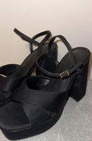 Absatzschuhe schwarz von Stradivarius Gr. 40