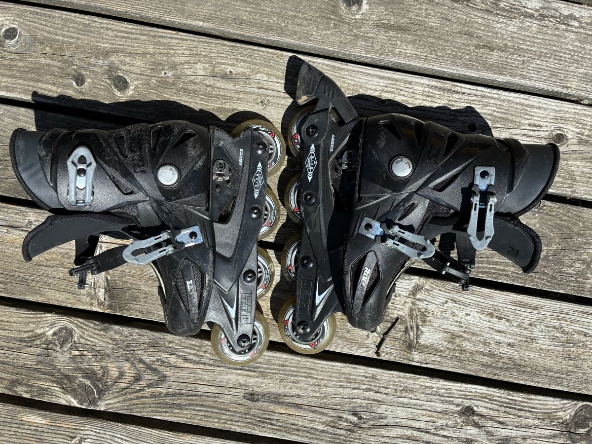 Patins à roul. & inline: Inline Skates Gr.30-35 – D'occasion à Seuzach par Lulli12 1