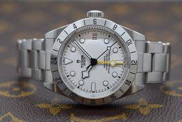 Tudor Black Bay Pro Weiss Ref. 79470, Full-Set