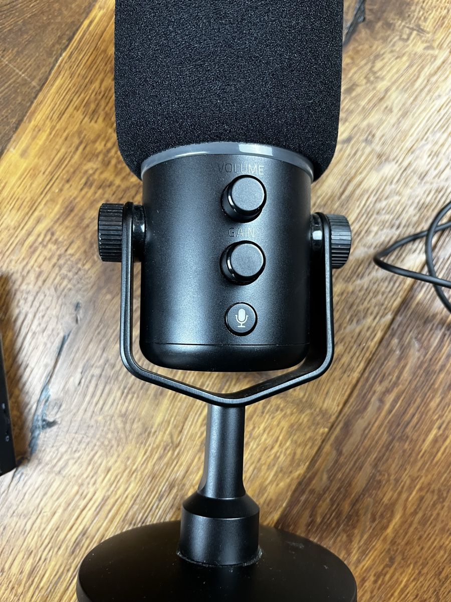 Razer Microfoni: Razer Seiren Mikrofon mit THX Controller schwarz gebraucht – Usato da lindau venduto da Technick 3