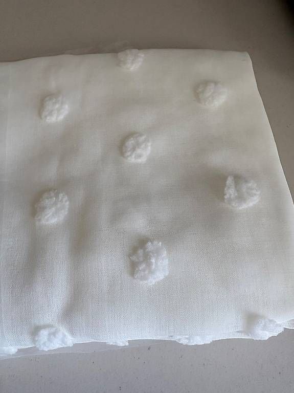 Tende: 2 Vorhänge, weiss mit Pompons Maison du monde – Usato da Felsberg venduto da Riggel 2