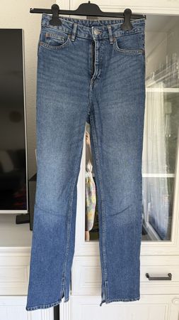 Jeans H&M, Größe 38. 2 mal getragen 