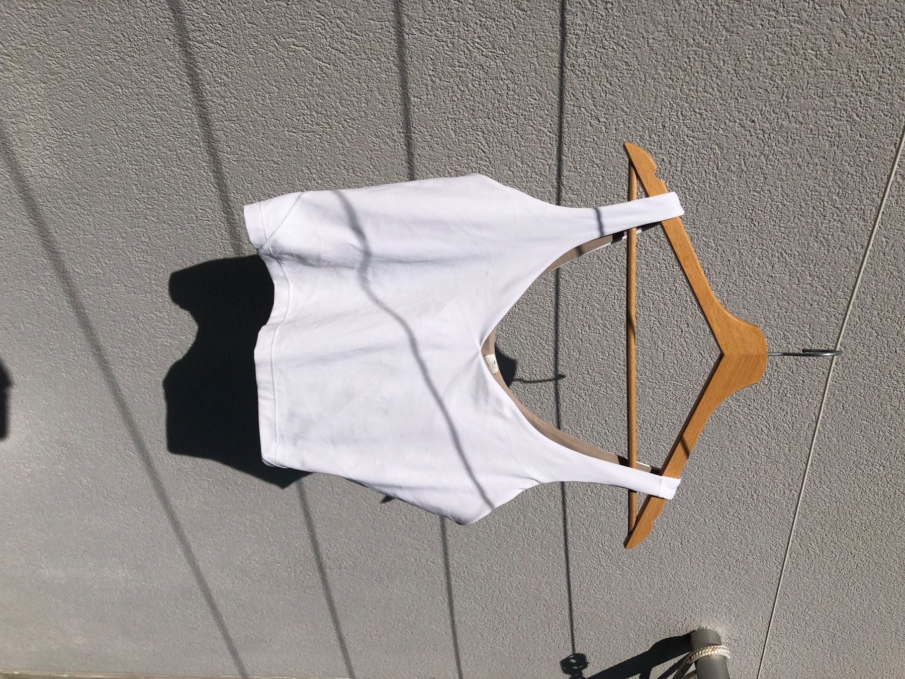 Lululemon Tops: LuluLemon Top – Gebraucht aus Fribourg von ann_l9b7