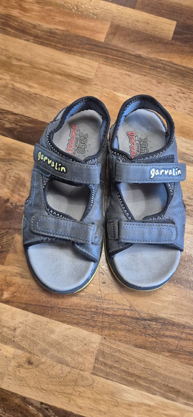 Scarpe per ragazzi: Sandalen Gr.31 – Usato da Wuppenau venduto da Suenneli10