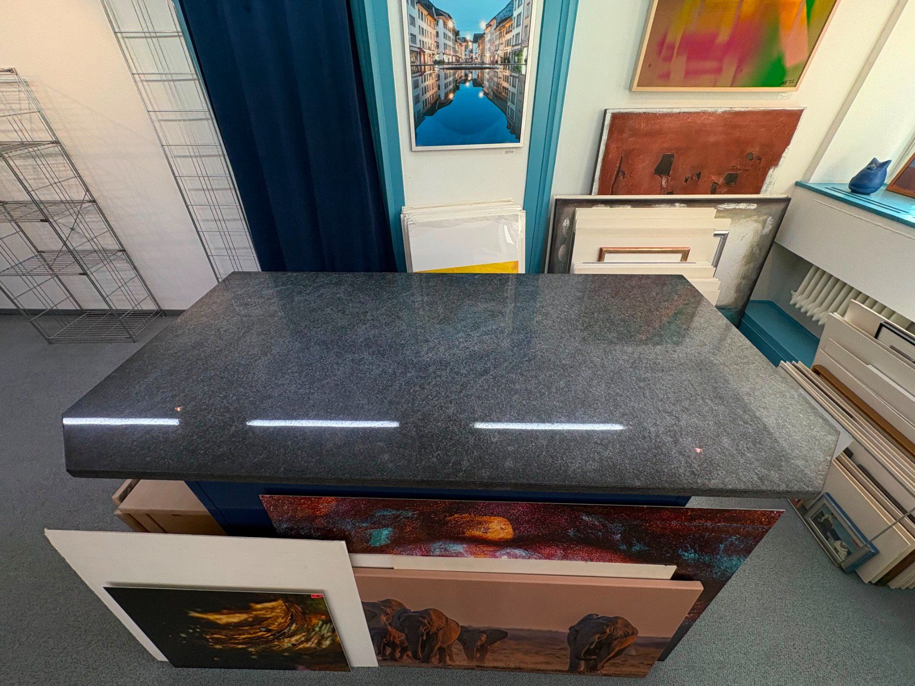 Servierplatten: Granitplatte – Gebraucht aus Elgg von j.hilber 2