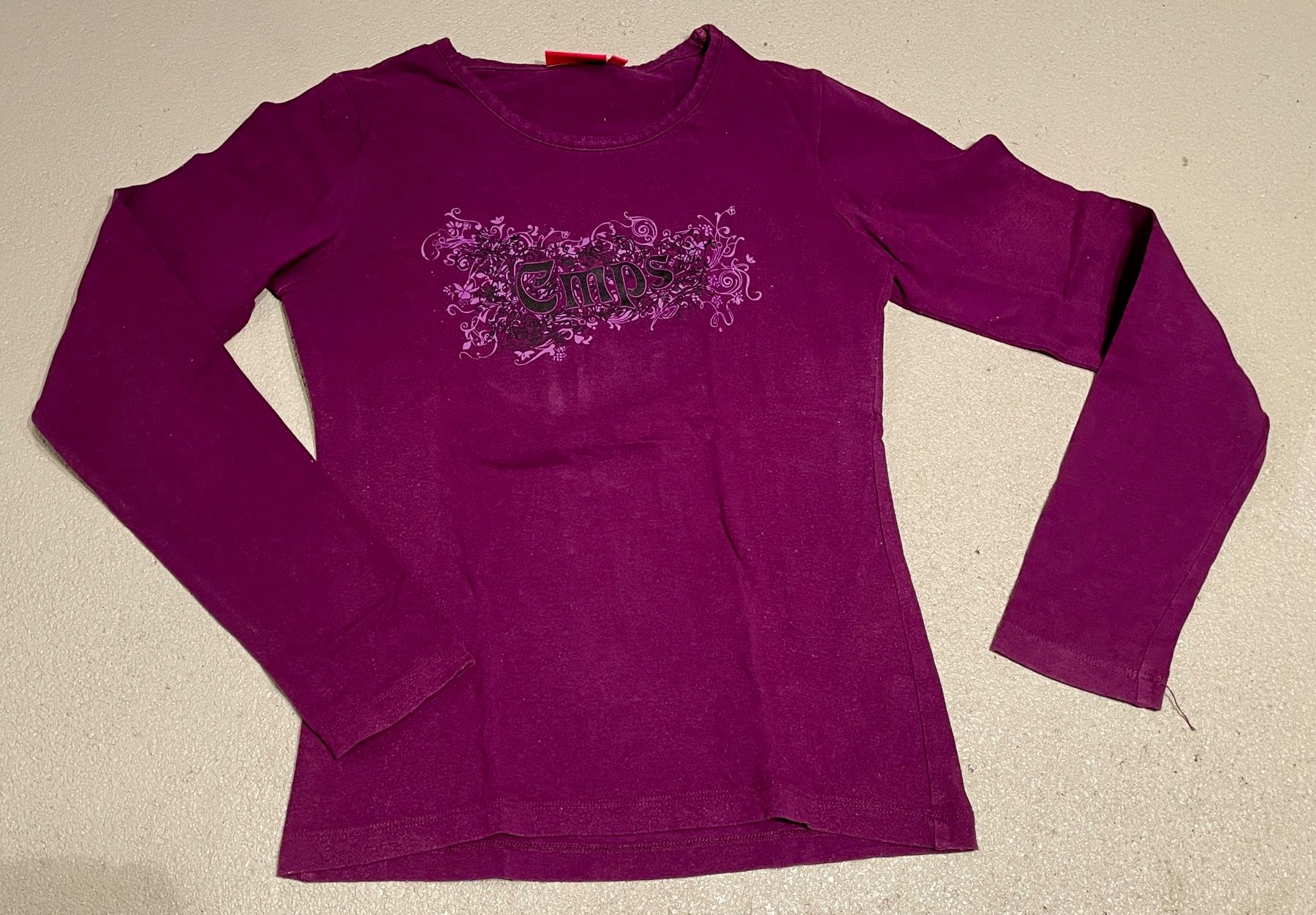 Manor Lotti & Set di vestiti: unsere schönsten Shirts Gr. 152 – Usato da Neuendorf venduto da Knopfi 8