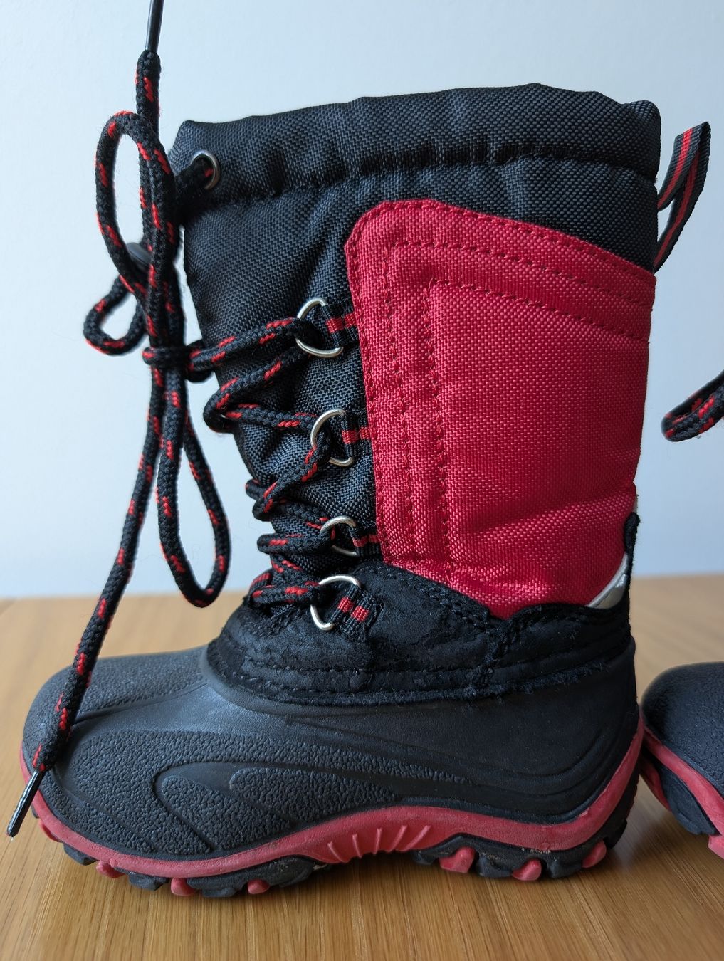 Scarpe per ragazzi: Winterstiefel, Grösse 22/23 – Usato da Basel venduto da an_v7yj 2