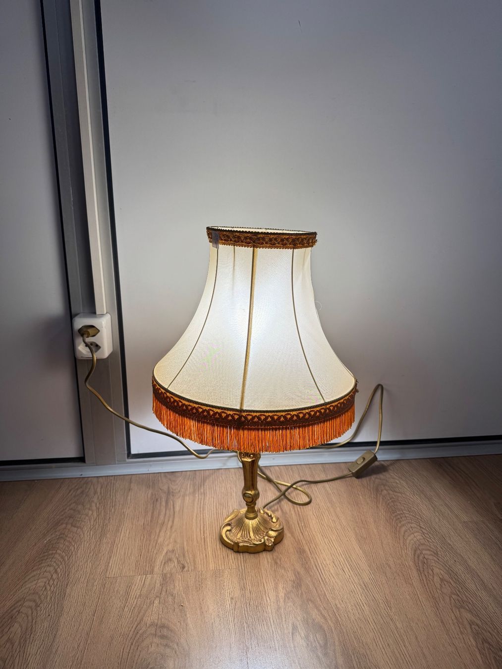 Lampade: Tischlampe mit Messingfuss ! – Usato da Brügg BE venduto da rutschimedizin 6