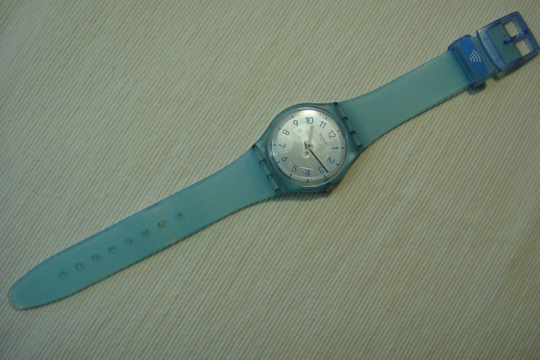 Swatch Orologi: Swatch hellblau – Usato da Emmenbrücke venduto da kuhn4951 1