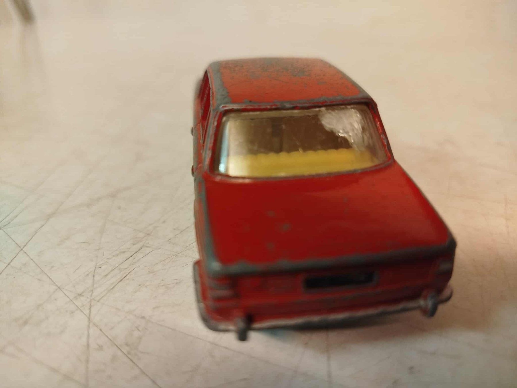 Dinky Toys Modellini d'auto: Dinky Toys (nr 28) – Usato da La Chaux-de-Fonds venduto da Emmaus2300CDF 2