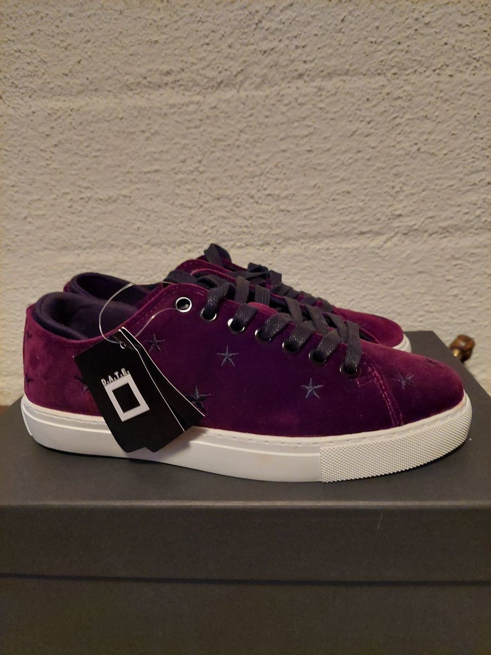 Scarpe da donna: D.A.T.E. - Ace Velvet Star prune 35 – Nuovo e nell'imballaggio originale da Besenbüren venduto da teluride89