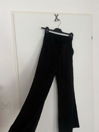 H&M Hose Schwarz Grösse 36 neuwertig