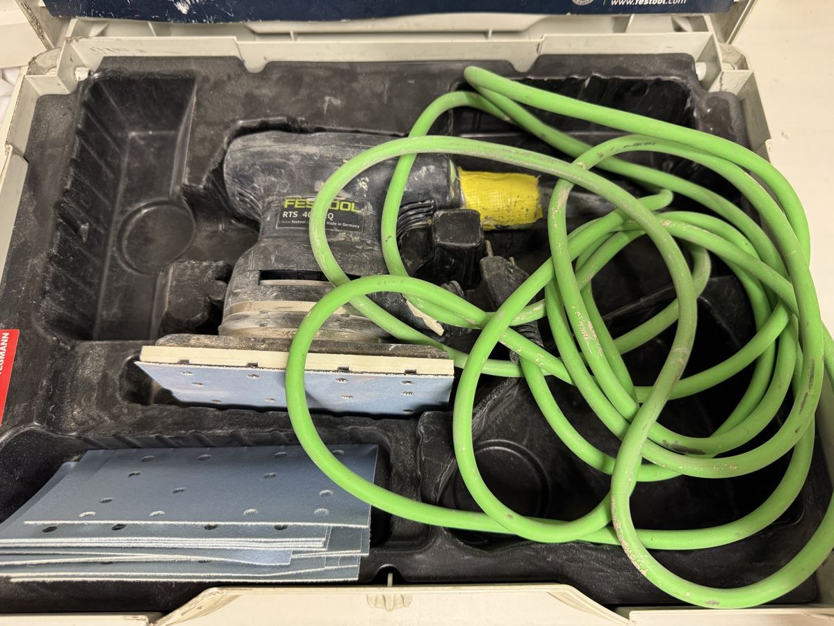 Festool Smerigliatrici & Lucidatrici: Ponceuse vibrante Festool RTS 400 EQ, systainer – Usato da Brügg BE venduto da Goob 1