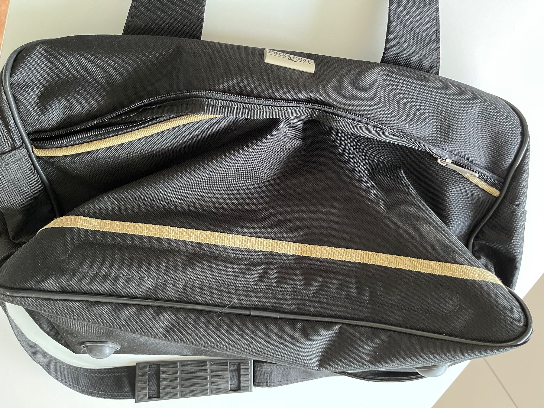 Taschen: Reisetasche – Gebraucht aus Liestal von suz_2xmj 6