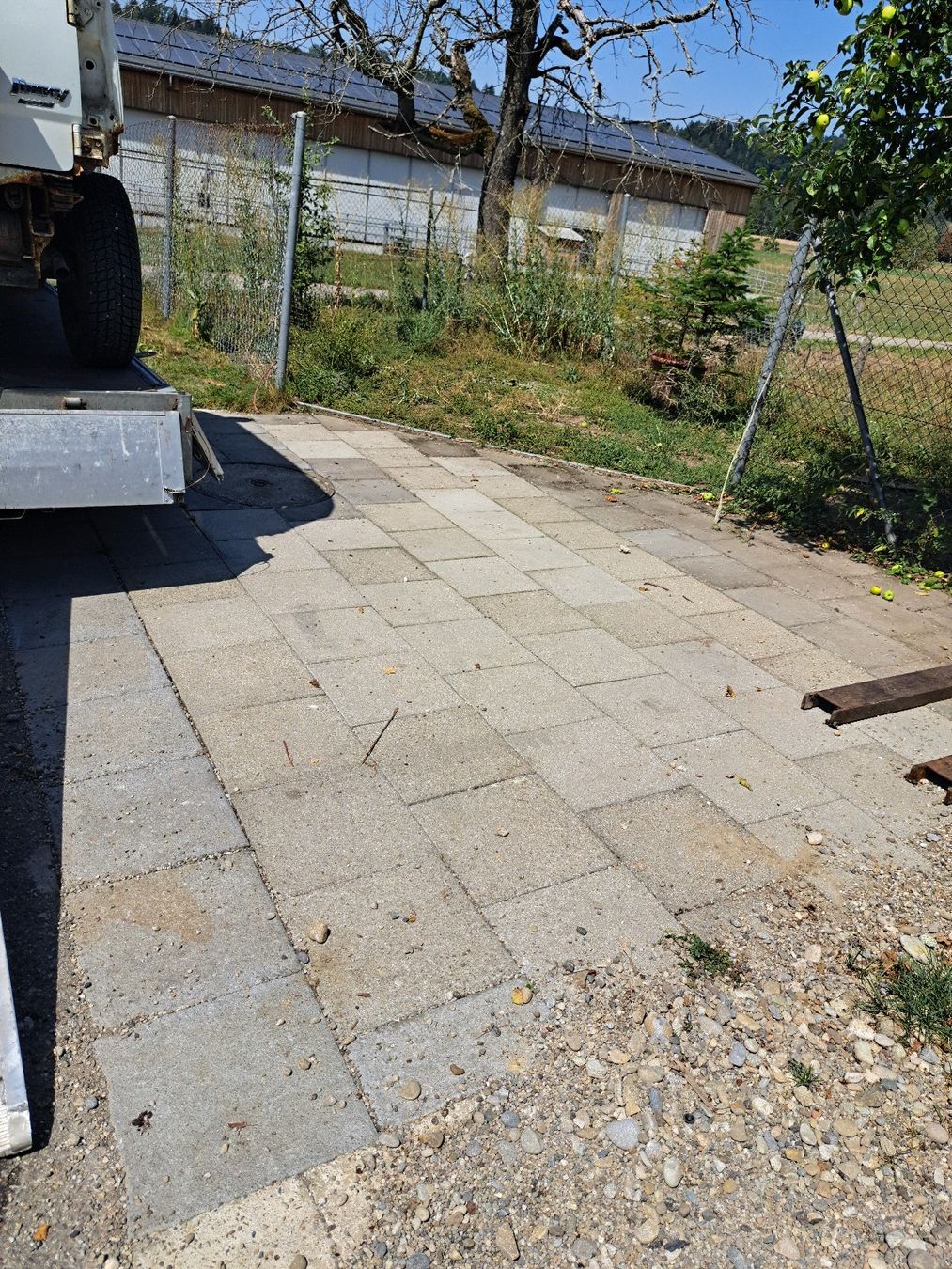 Plateaux: Gartenplatten 40cm x 40cm – D'occasion à Sumiswald par pult 1