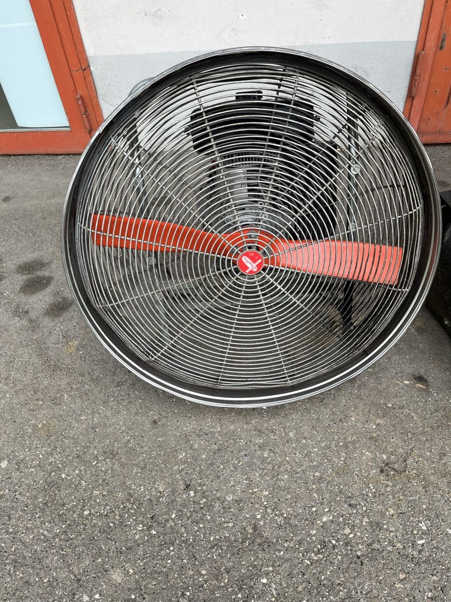 Ventilatoren: Gebläse, windmaschine – Gebraucht aus Hinwil von  1