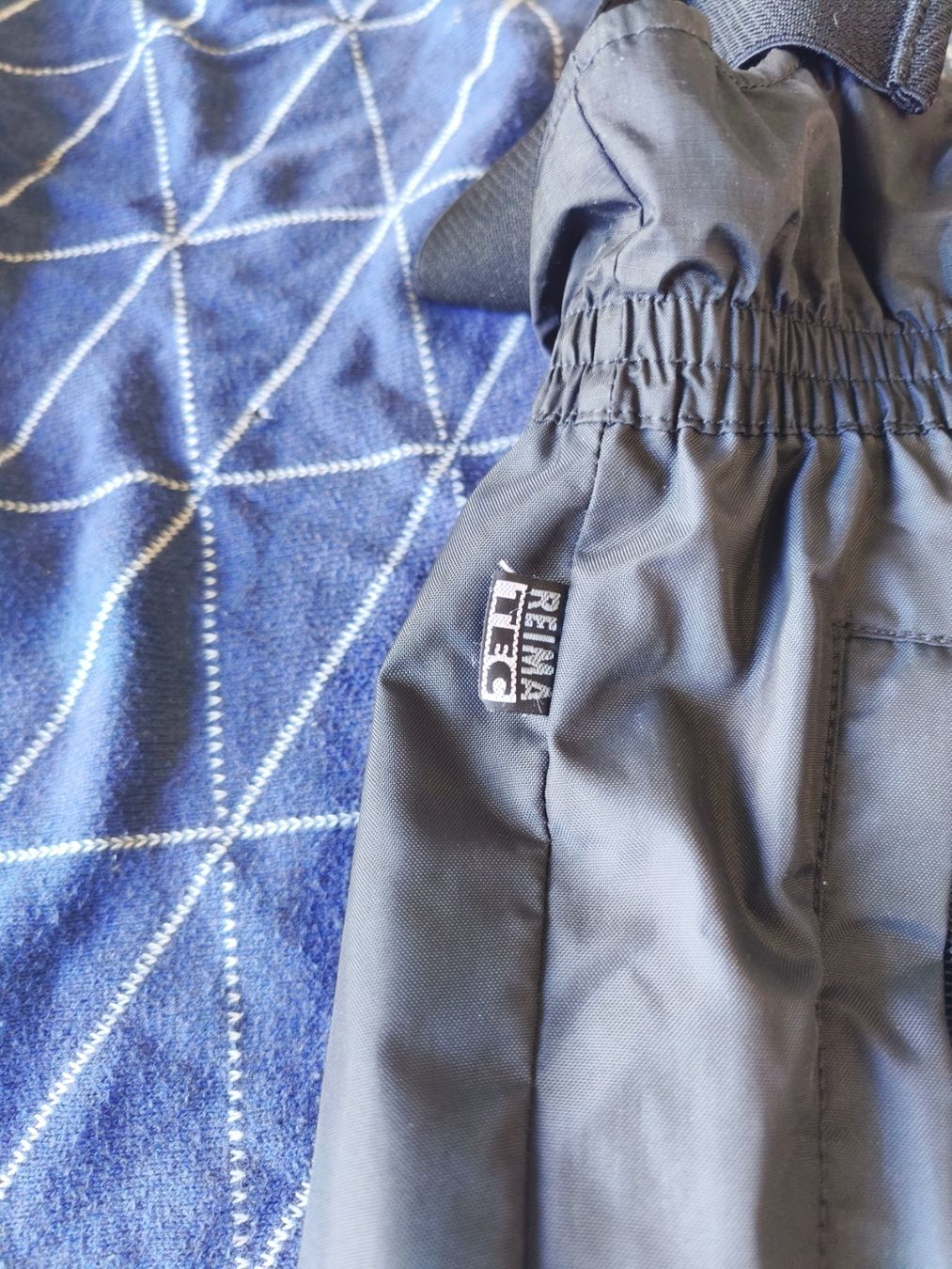 Reima Pantaloni: Reima Winter Hose schwarz 122 – Usato da MUEHLAU venduto da ibo_5c7d 1
