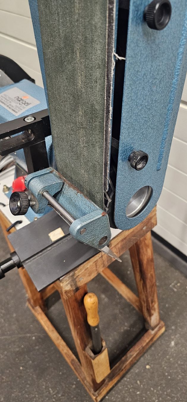 Wasu Schleifen & Polieren: Bandschleifmaschine WASU BS-64 – Gebraucht aus Emmenbrücke von inf_l8yf 6