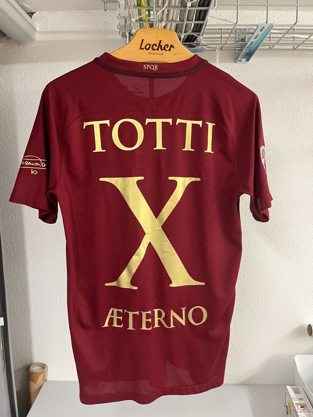 Nike Canottiere & Pantaloni: Francesco Totti Kollektion / Trikots & Binde & Schuhe – Usato da Weinfelden venduto da Coiro10 4