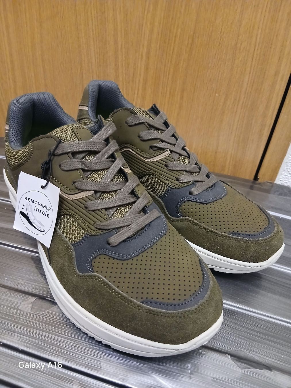 Herrenschuhe: Baskets Bull Boxer neuves jamais portées – Neu und originalverpackt aus Genève von Martinbng 1