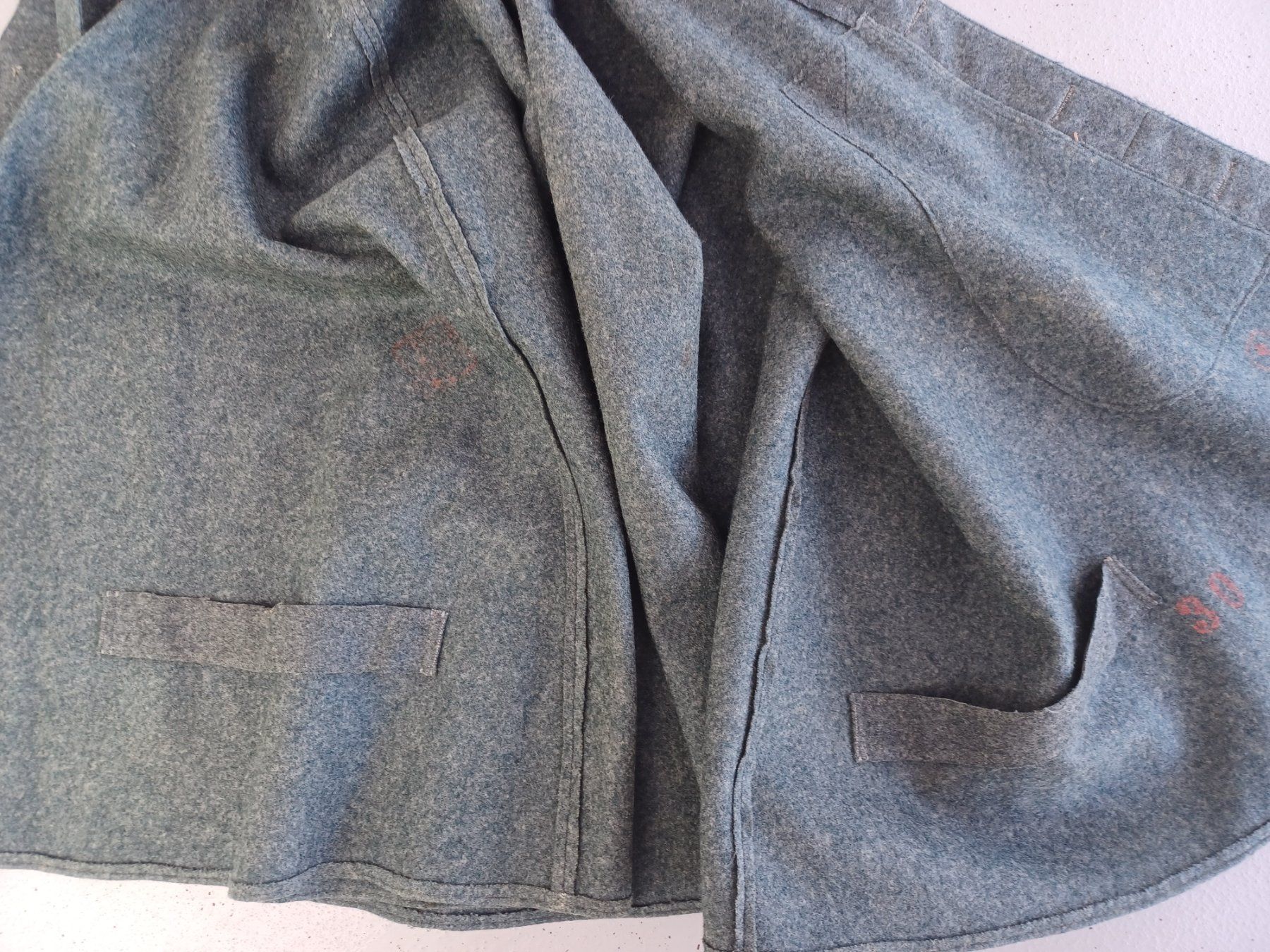 Armée suisse Uniformes: 1 Pellerine Radfahrer, Velofahrer, feldgrau – D'occasion à Horw par Mikesch108 4