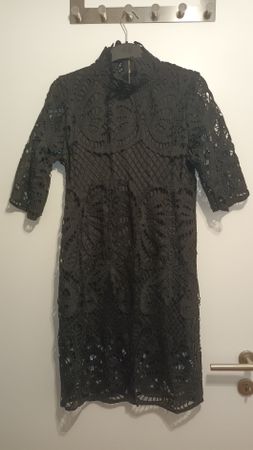 Neu! Schickes, kurzes, schwarzes Spitzenkleid Gr. 38/M