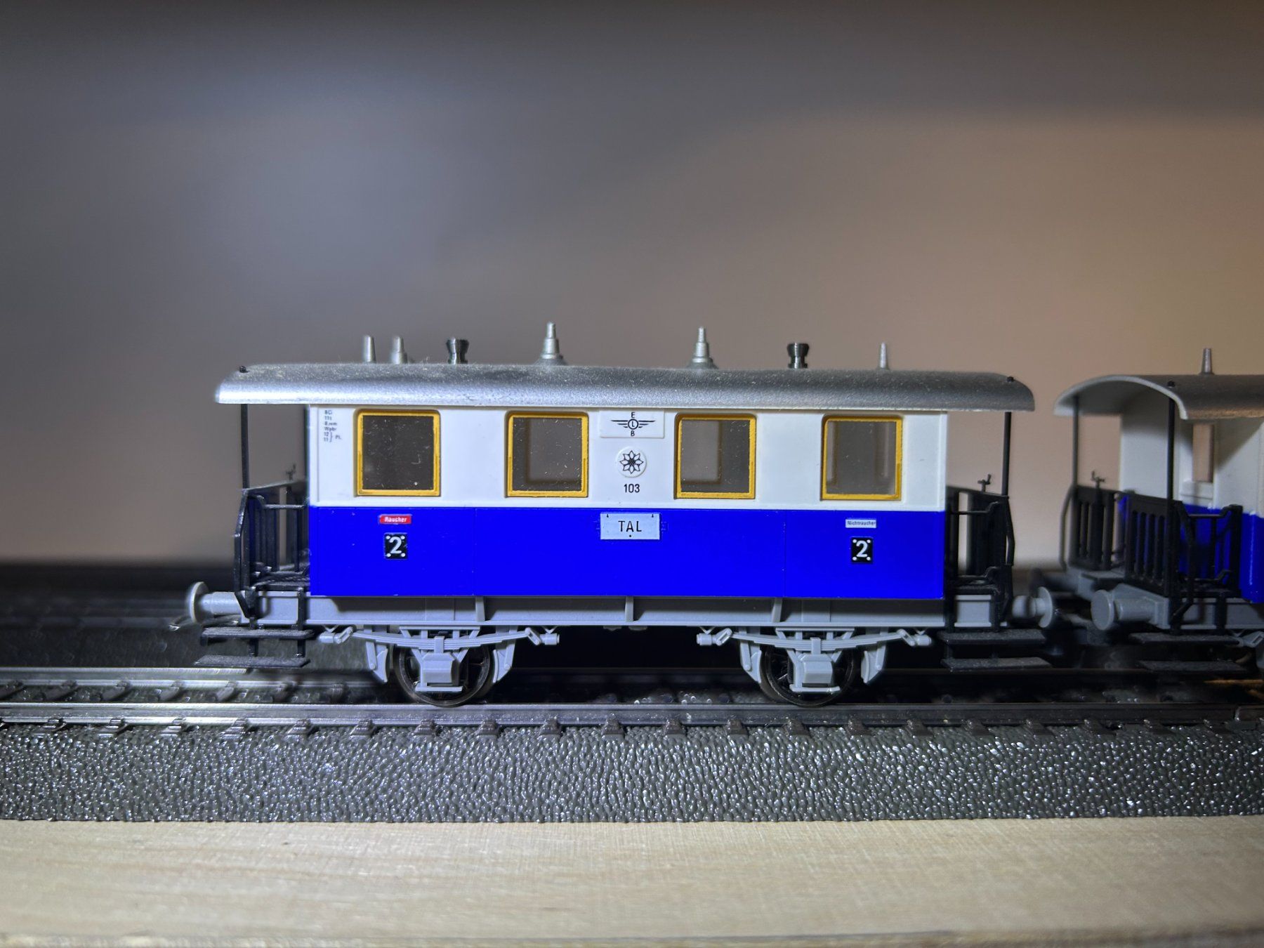 Fleischmann Modelleisenbahnen: Fleischmann Zahnradbahn Wagen Set – Gebraucht aus Boll von MND1234 2