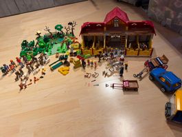 Playmobil Reiterhof mit Zubehör gebraucht