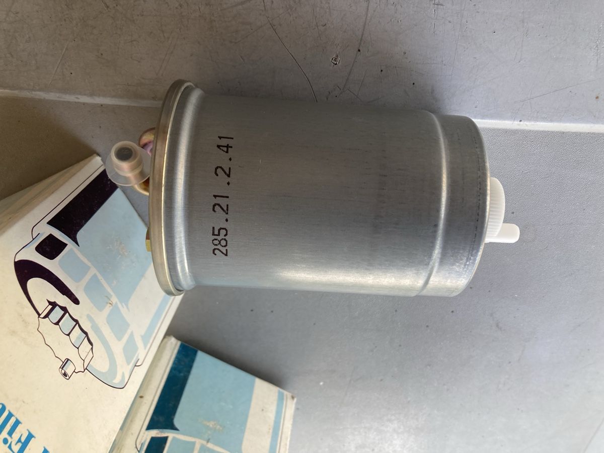 Volkswagen Tutti pezzi di ricambio auto: VW LT Diesel Filter  – Nuovo e nell'imballaggio originale da Hitzkirch venduto da Christophf 2
