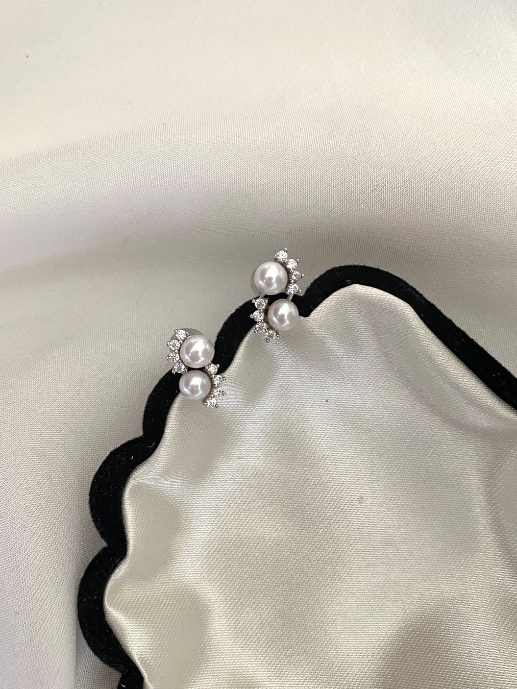 Boucles d'oreille: Süsswasserperlen Ohrstecker echte – Neuf avec emballage d'origine à Sarnen par yingsperlen