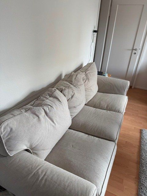 Ikea Sofas: 2-er und 3-er Sofa IKEA – D'occasion à St. Gallen par chili11