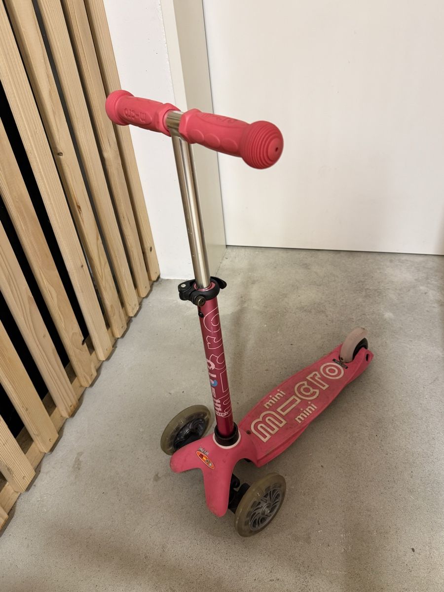 Micro Veicoli per bambini: Kindertrottinet Micro Mini pink – Usato da Zürich venduto da Alex-1992