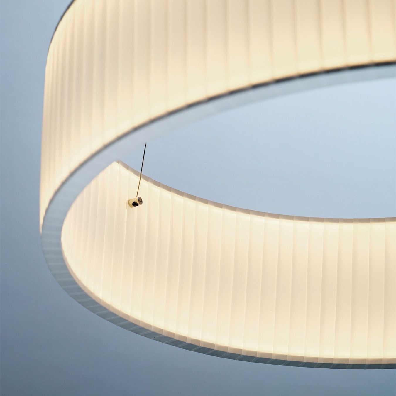 Lampadari & plafoniere: Hängeleuchte Ronde 10 heures 10 – Nuovo (secondo la descrizione) da Auw venduto da Sappelt 1